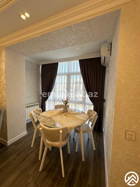 Kirayə (aylıq) 3 otaq köhnə tikili 70 m², Sahil metrosu — Həsən — Apartment