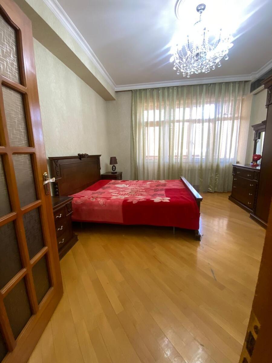 Satılır 3 otaqlı yeni tikili 135 m² — Mənzil, Bakı (8)