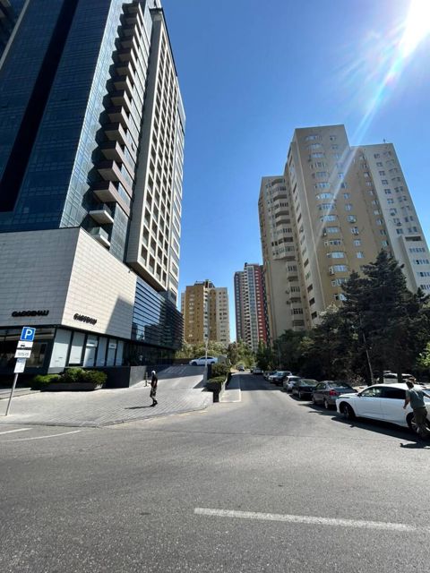 Satılır 3 otaqlı yeni tikili 90 m² — Bakı