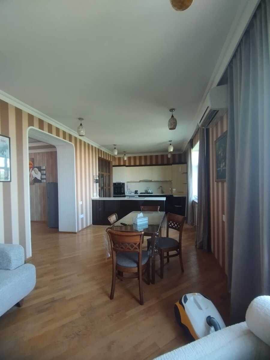 İcarəyə verilir 4 otaqlı köhnə tikili 120 m² — Mənzil, Bakı (9)