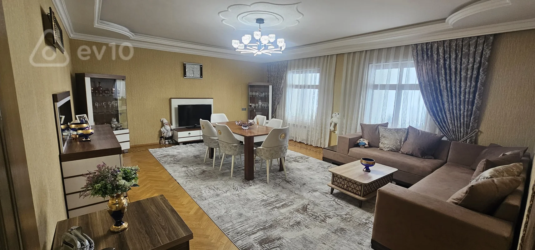 4 otaqlı mənzil, 110 m², Rüstəm Rüstəmov — kirayə — Bakı