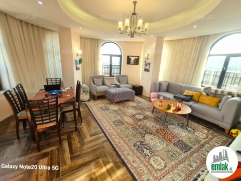 Satılır 4 otaqlı 135 m² yeni tikili Yasamal r