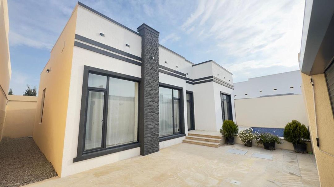 Satılır 4 otaqlı həyət evi/bağ evi 160 m² — Ev, villa, Bakı (3)