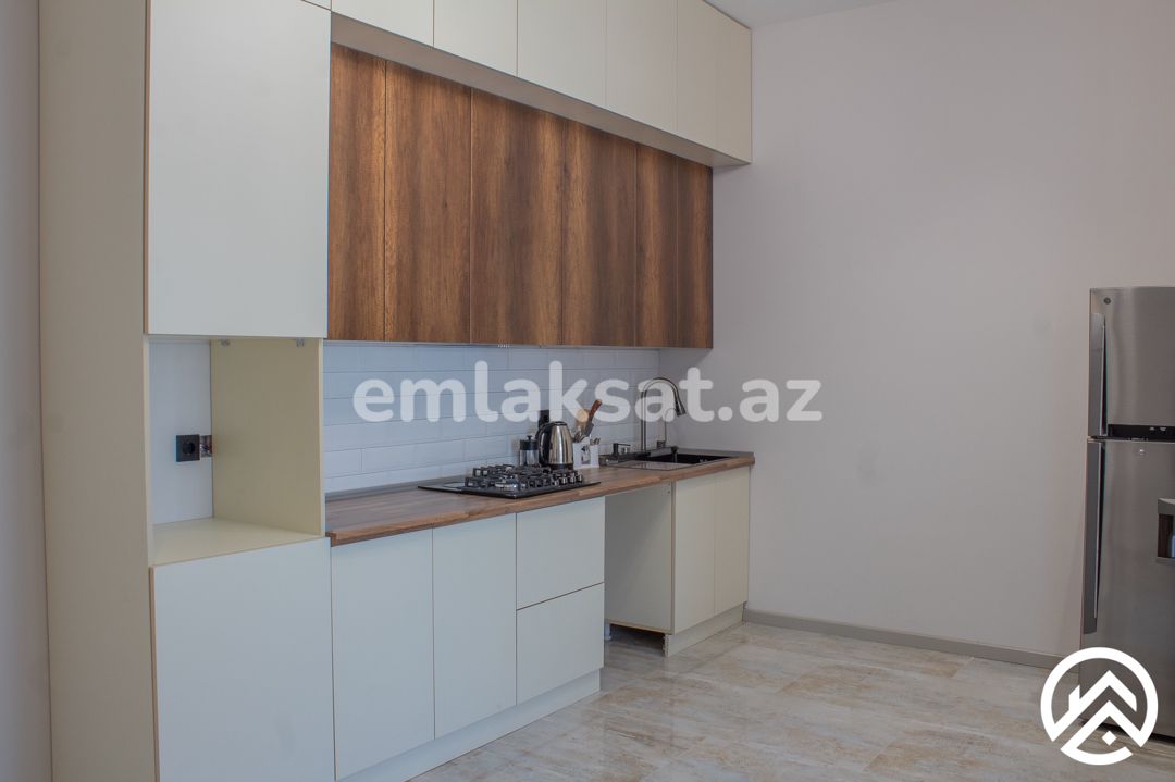 Satılır 4 otaq həyət evi / bağ evi 200 m², Şüvəlan — Ev, villa, Bakı (10)