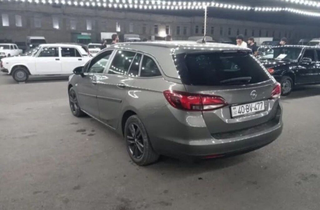 Opel Astra, 1.5 L, 2020 il, 130 000 km 40-BV-477 — Avtomobillər, Quba (2)