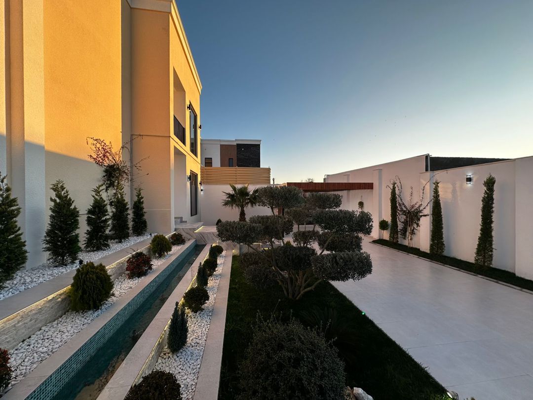 Satılır 5 otaqlı həyət evi/bağ evi 390 m² — Ev, villa, Bakı (11)