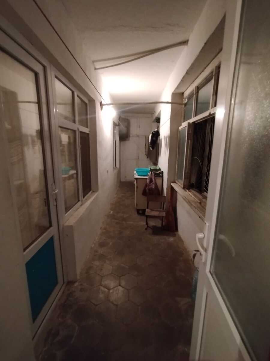 Satılır 4 otaqlı köhnə tikili 87.5 m² — Mənzil, Bakı (2)