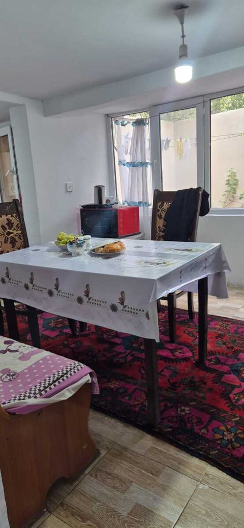 İcarəyə verilir 4 otaqlı yeni tikili 100 m² — Bakı