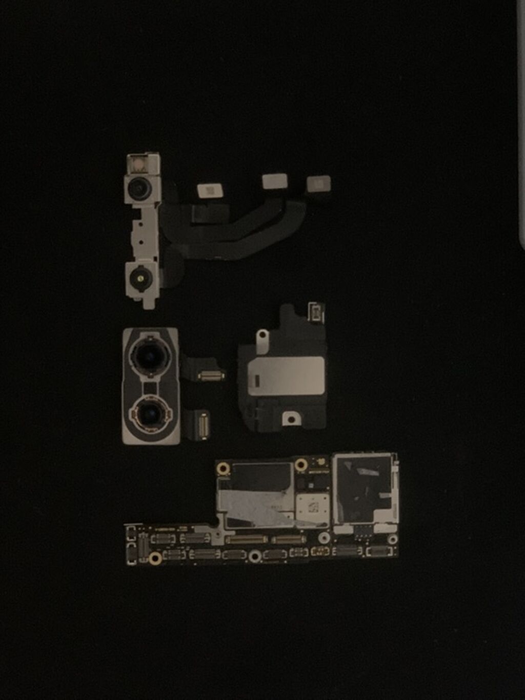 Pple iphone xs platasi 70 azn reyal aliciya endirim var Apple iphone — Smartfon ehtiyat hissələri, Digah (2)