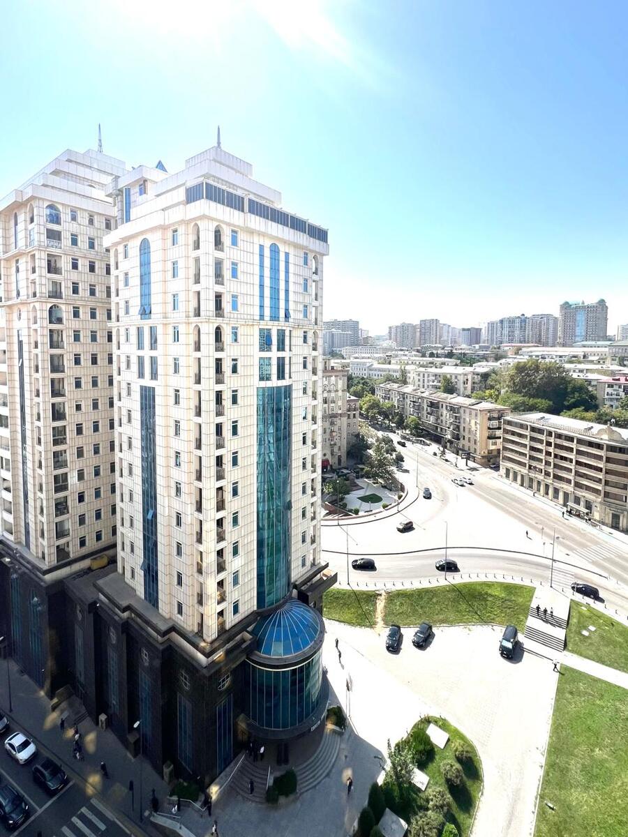 Satılır 3 otaqlı yeni tikili 175 m² — Mənzil, Bakı (12)