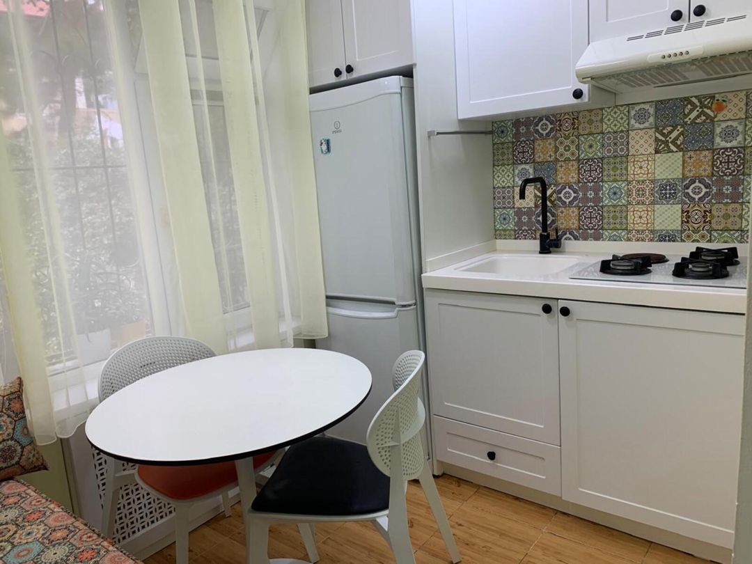 İcarəyə verilir 2 otaqlı köhnə tikili 60 m² — Mənzil, Bakı (3)