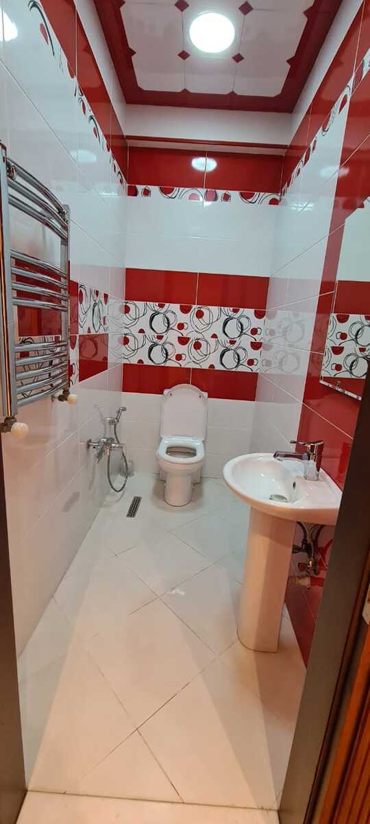 İcarəyə verilir 4 otaqlı yeni tikili 201 m² — Mənzil, Bakı (9)