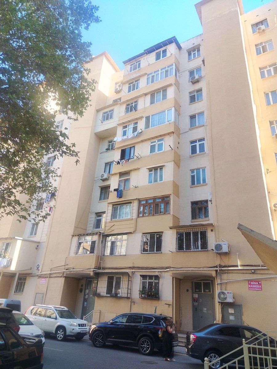 Satılır 2 otaqlı köhnə tikili 65 m² — Mənzil, Bakı (7)