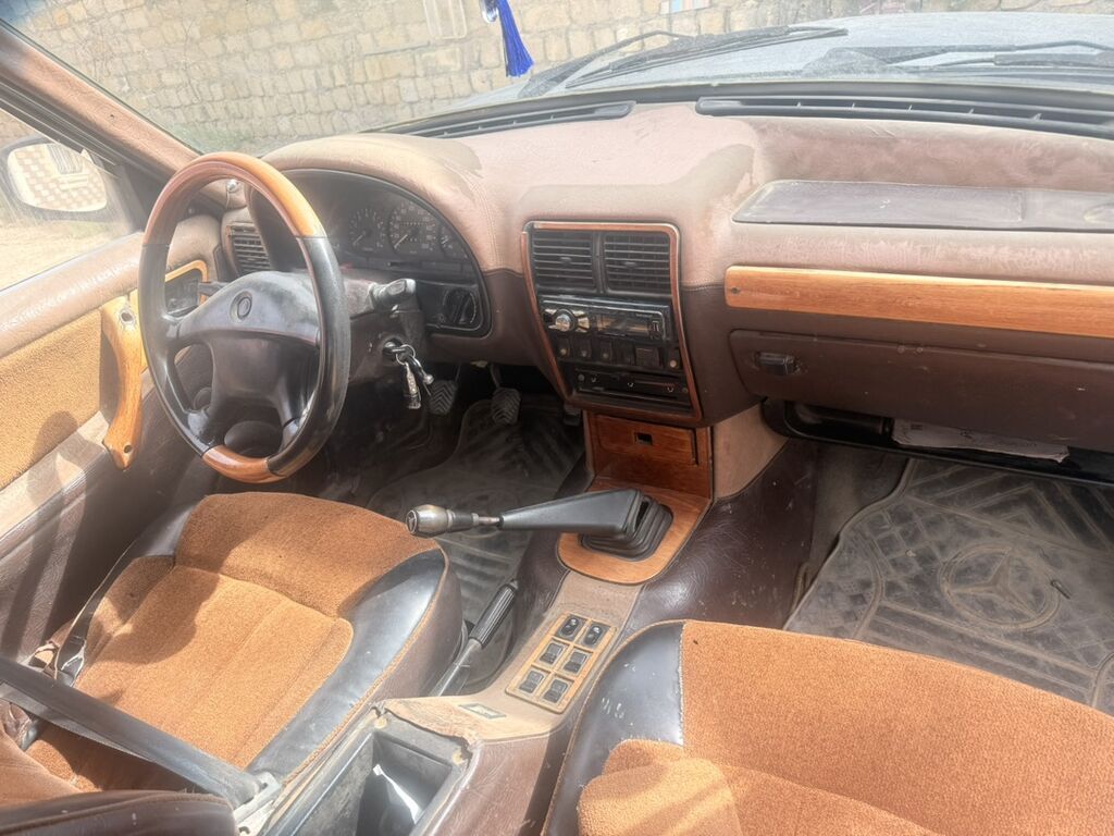 QAZ 3110 Volga: 2.4 l 2005 il 250000 km Sedan 90-ZR-253 — Avtomobillər, Sumqayıt (5)