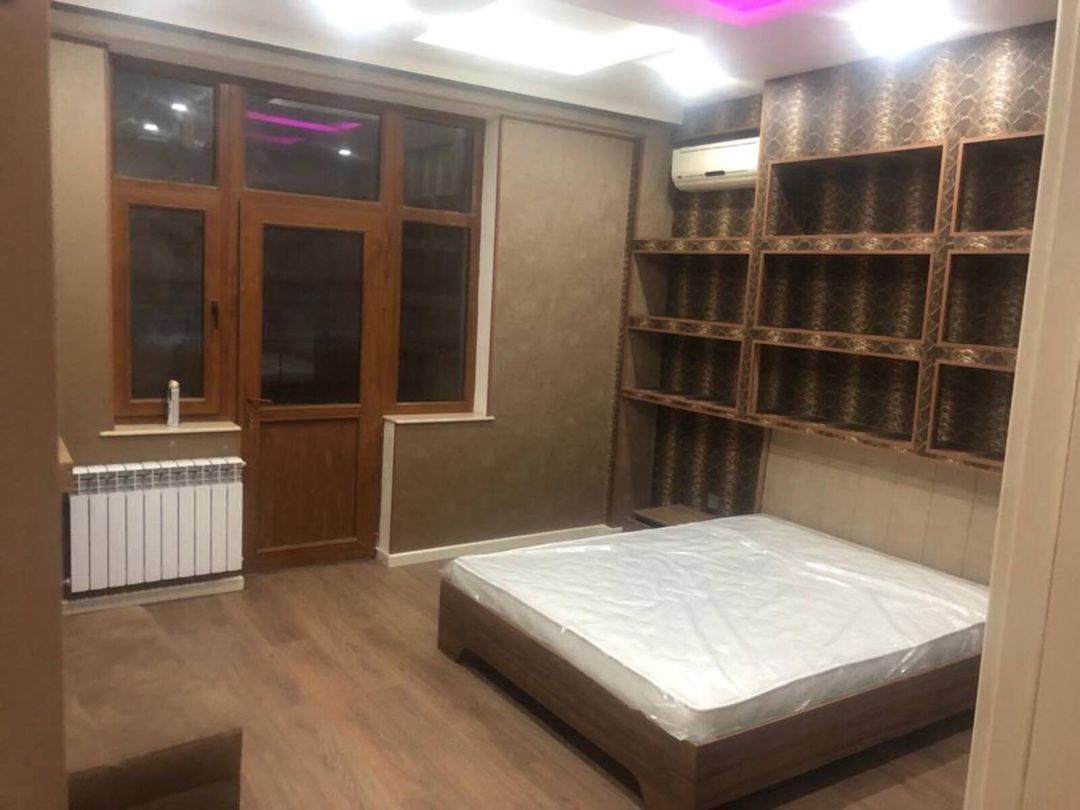 İcarəyə verilir 3 otaqlı yeni tikili 105 m² — Mənzil, Bakı (11)