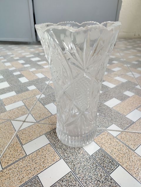 Bir vaza, Bogem şüşəsi — Bakı