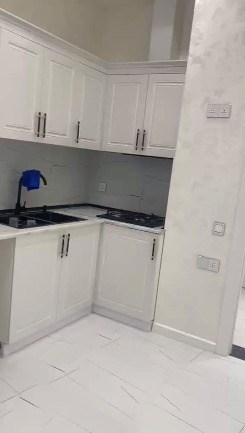 Nərimanov Rayonunda, White Stone Residence-də 3 Otaqlı Yeni Təmirli — Mənzil, Bakı (7)