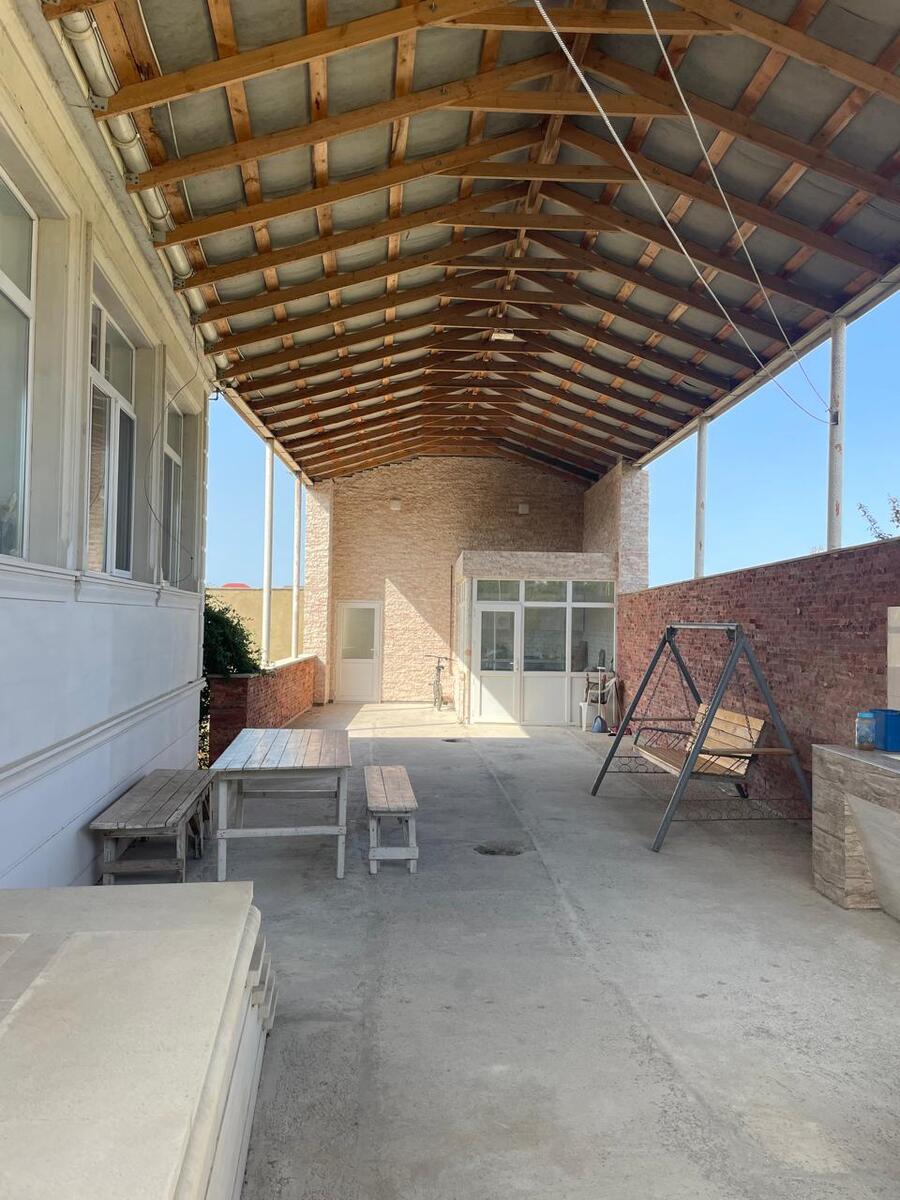 Satılır 4 otaqlı həyət evi/bağ evi 130 m² — Ev, villa, Bakı (5)