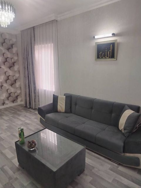 Satılır 2 otaqlı köhnə tikili 44 m² — Bakı