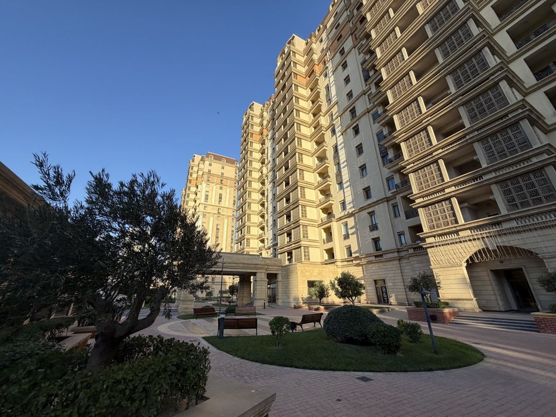 Satılır 3 otaqlı yeni tikili 230 m² — Mənzil, Bakı (3)