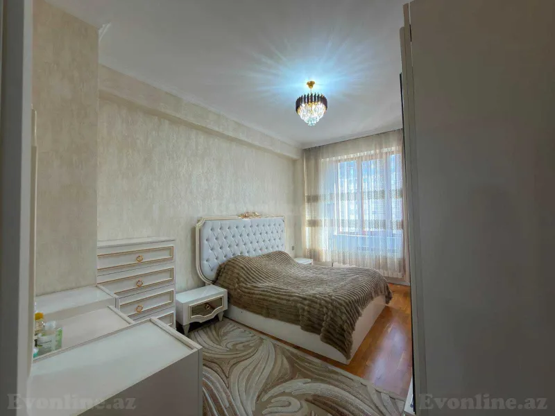 Satılır 3 otaqlı Mənzil Yeni tikili 68 m² Bakı, Nizami r., Qara Qarayev m — Mənzil, Bakı