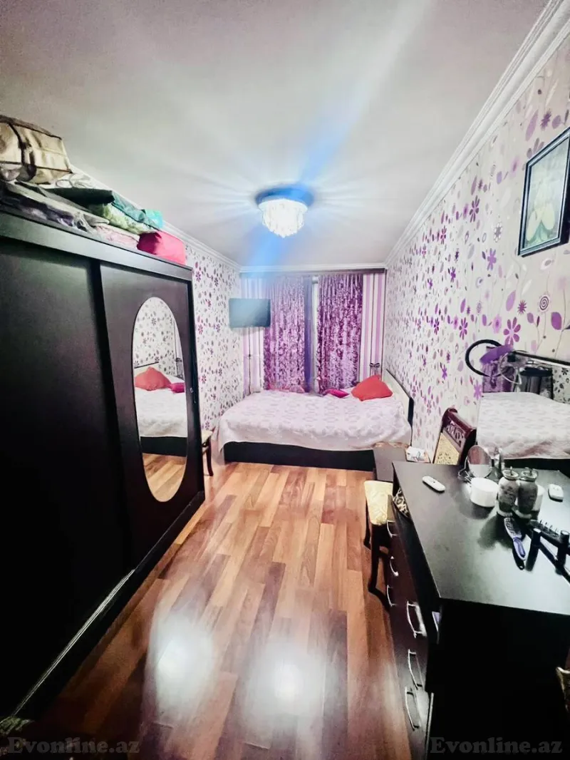 Satılır 3 otaqlı Mənzil Köhnə tikili 75 m² Bakı, Yasamal r., İnşaatçılar m — Mənzil, Bakı (4)