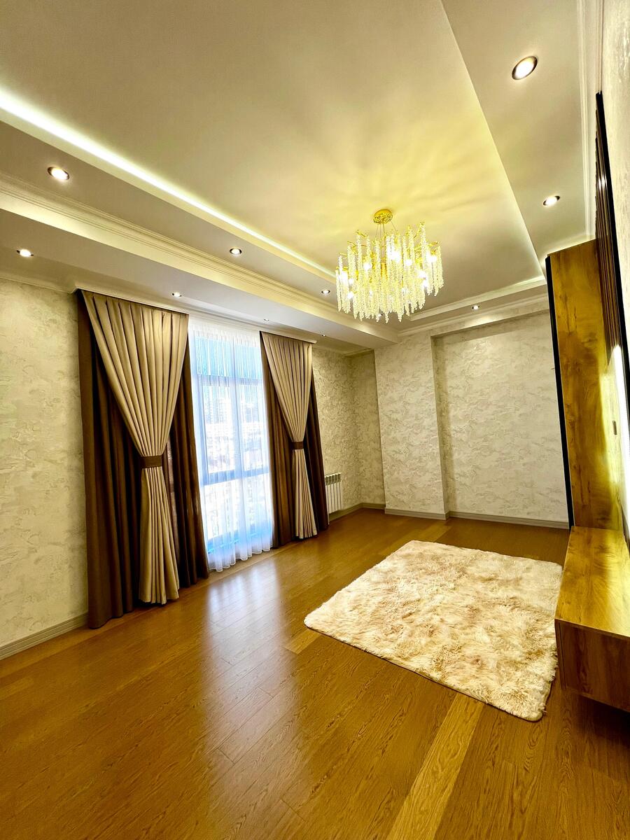 Satılır 3 otaqlı yeni tikili 80 m² — Mənzil, Bakı