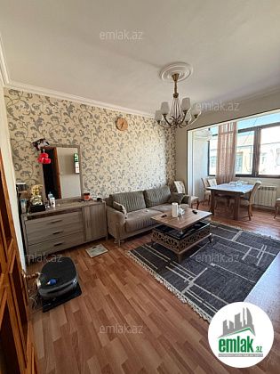 Satılır 3 otaqlı 75 m² köhnə tikili Gənclik m