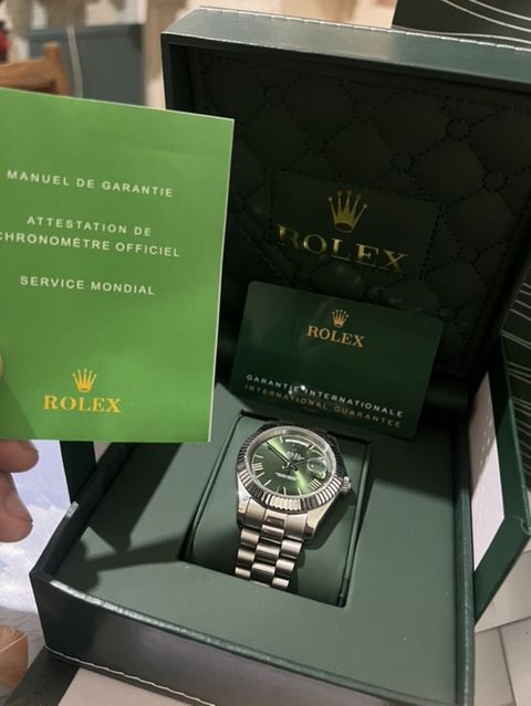 Premium Rolex saat – qutu və sənədlərlə - Model xətti: Rolex (yaşıl — Bakı