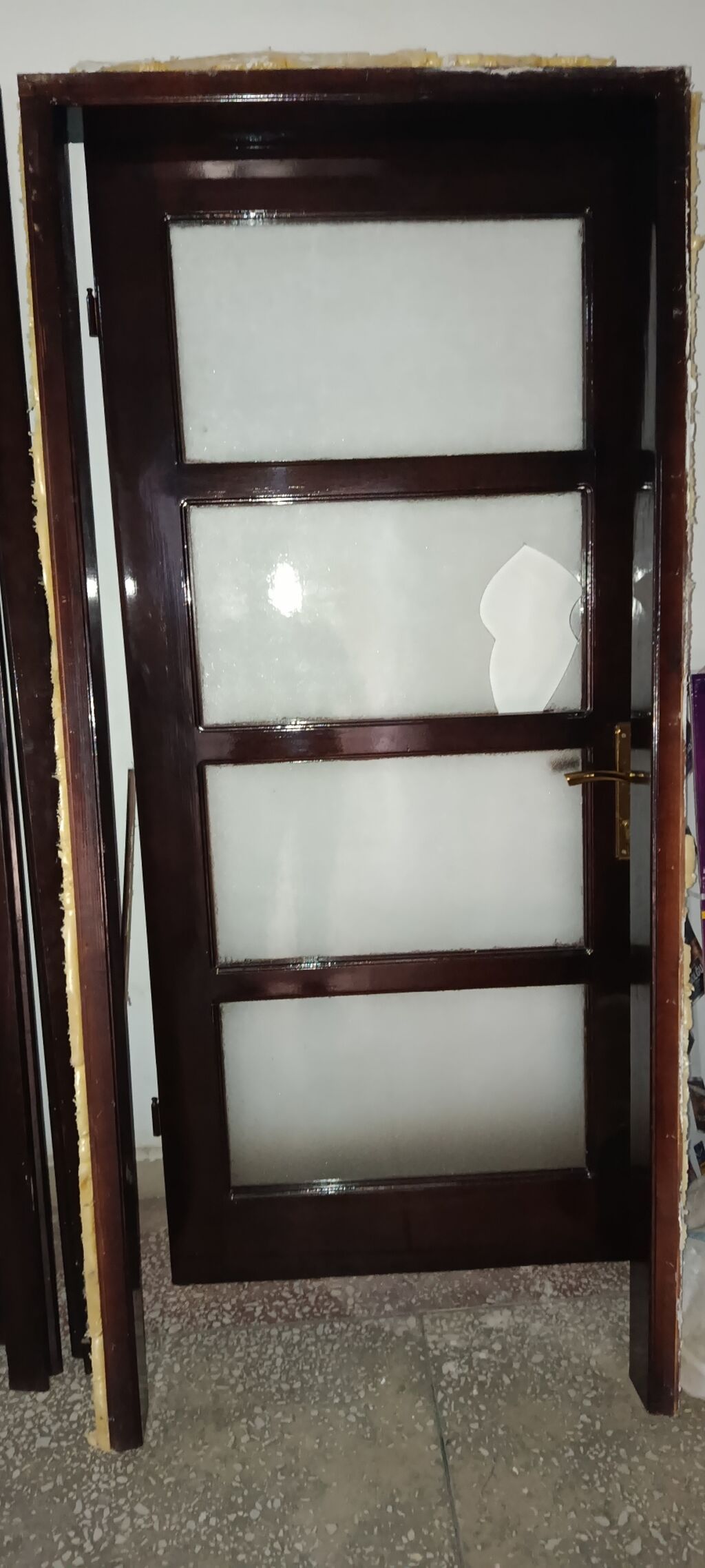 Taxta qapılar dəsti - Material: bərk ağac karkas, tünd qəhvəyi lak — Pəncərələr, qapılar, balkonlar, Bakı (2)