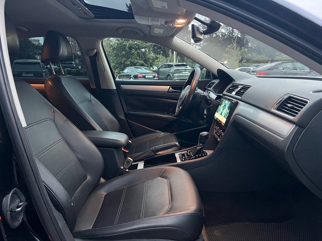 Volkswagen Passat, 2.5 L, 2012 il, 270 483 km 01-AG-849 — Avtomobillər, Bakı (8)