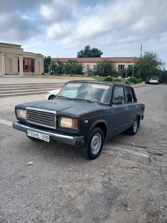 Lada (VAZ) 2107, 1.6 L, 1985 il, 245 800 km 10-HL-309 — Avtomobillər, Salyan (4)