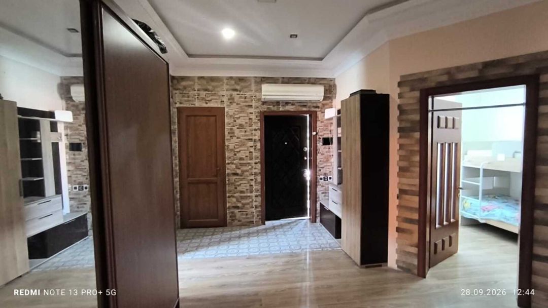 Satılır 7 otaqlı həyət evi/bağ evi 240 m² — Ev, villa, Bakı (2)