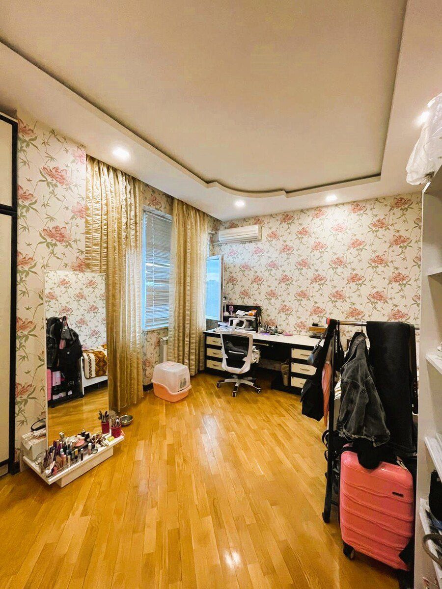 Satılır 4 otaqlı yeni tikili 198 m² — Mənzil, Bakı (9)