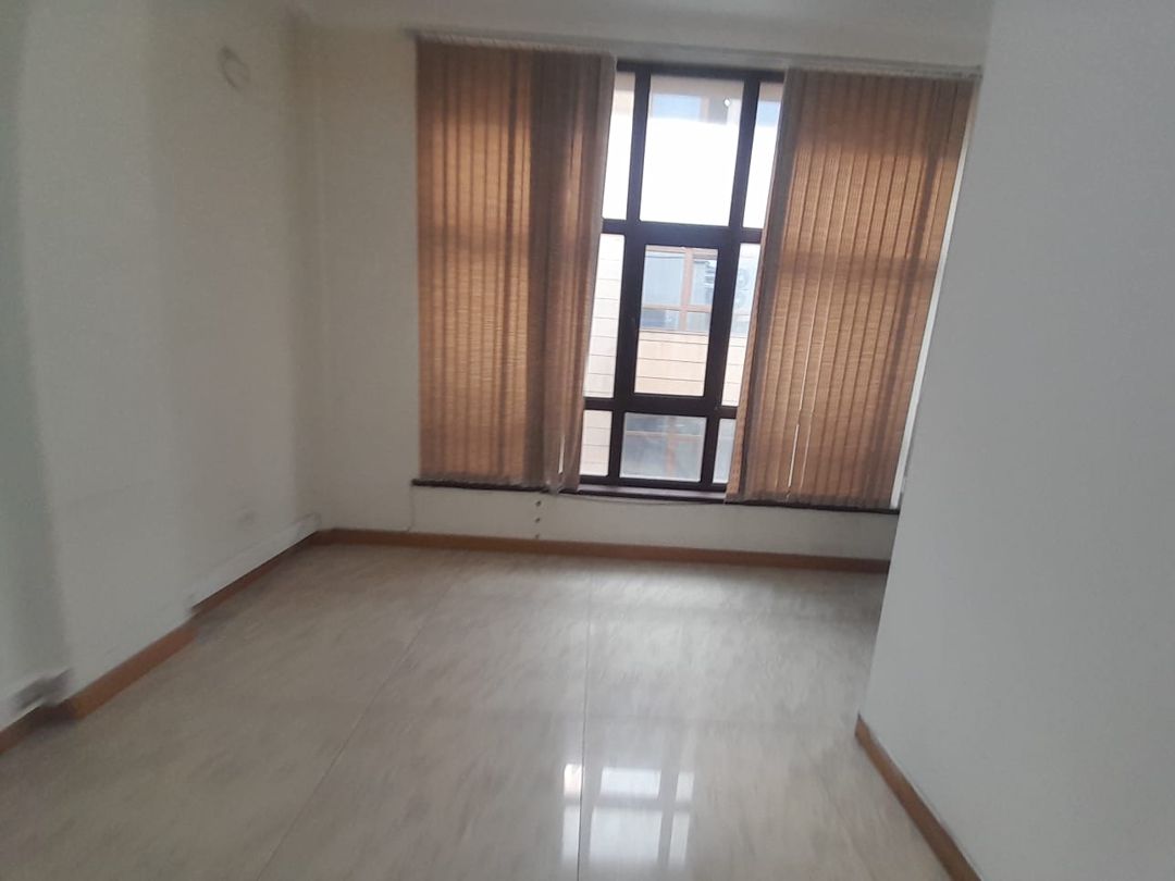 İcarə: 4 otaqlı Ofis, 110 m², Nəriman Nərimanov rayonu — Ofis, Bakı (9)