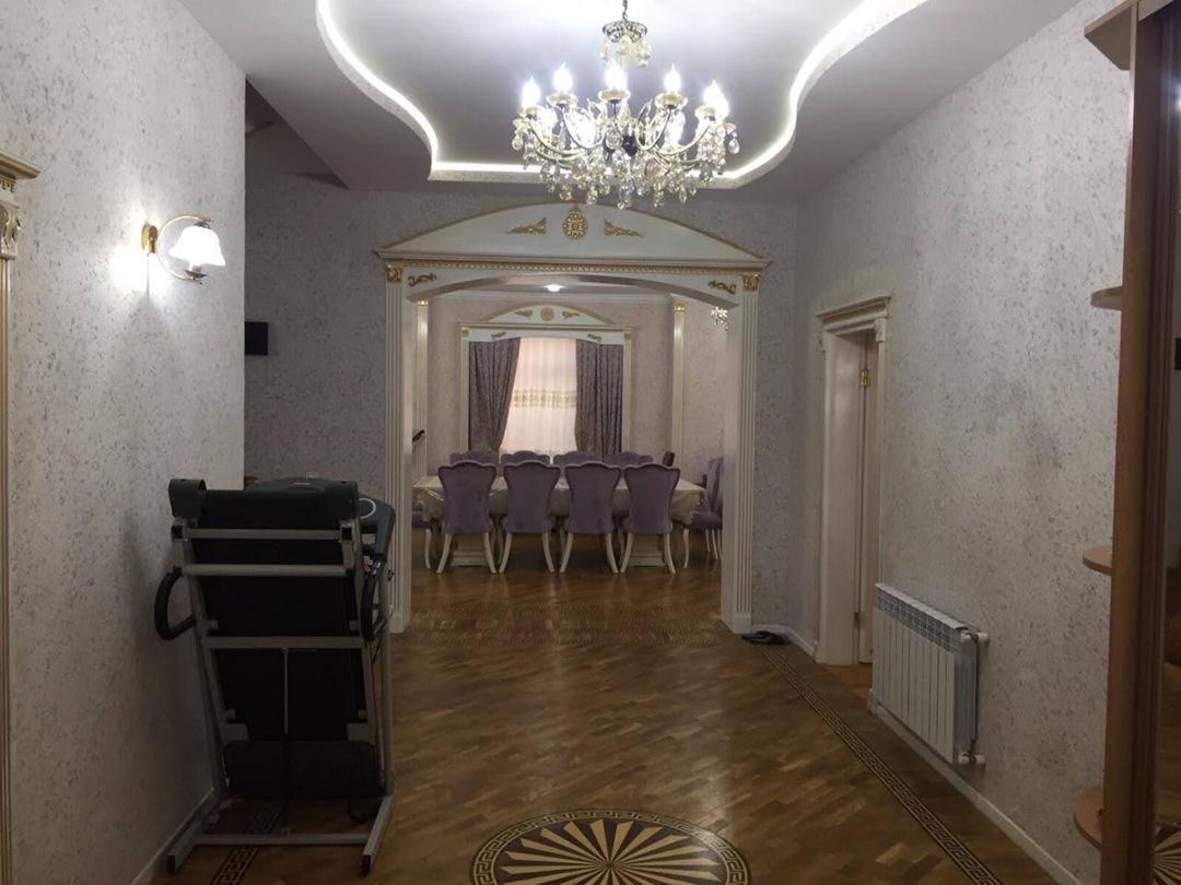 Satılır 6 otaqlı həyət evi/bağ evi 350 m² — Ev, villa, Bakı (4)