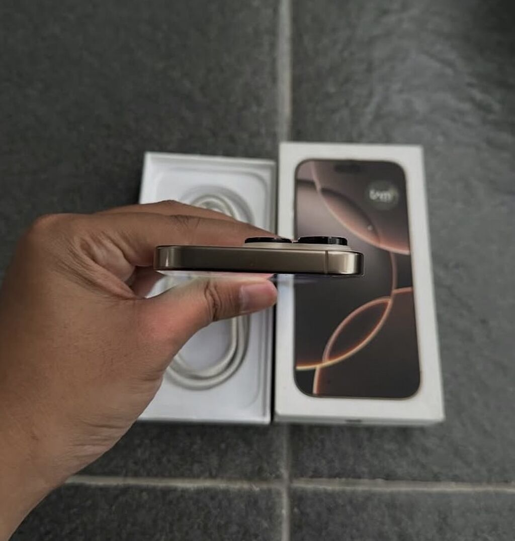 IPhone 16 Pro, 256 GB, White Titanium, Zəmanət, Simsiz şarj, Face ID — Apple iPhone, Bakı (6)