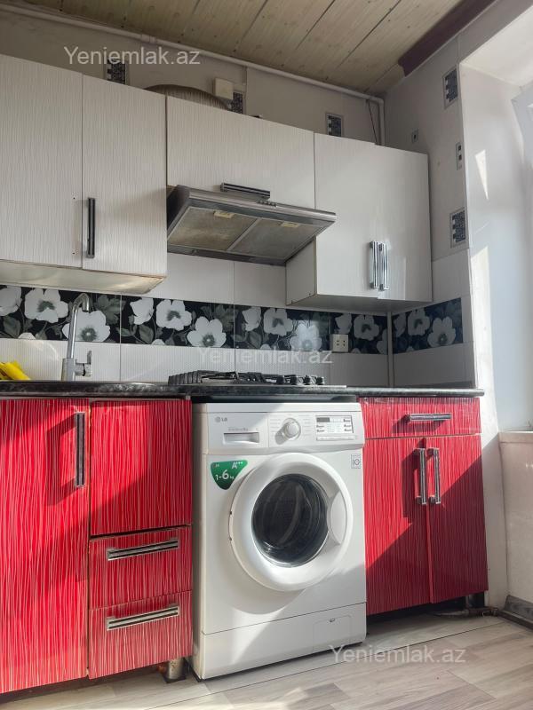 Satılır 3 otaqlı Bina evi menzil (Köhnə tikili), 70 m², 1-ci mikrorayon — Mənzil, Sumqayıt (12)