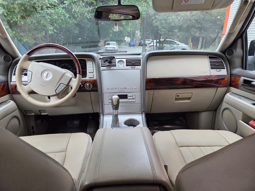 Lincoln Navigator, 5.4 L, 2004 il, 298 000 km — Avtomobillər, Bakı (7)