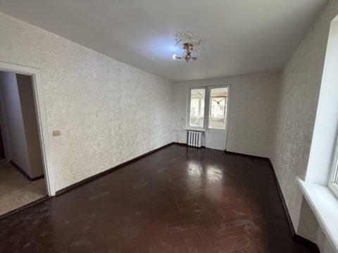 Satılır 1 otaqlı köhnə tikili 33 m² — Bakı
