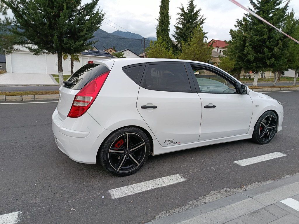 Hyundai i30, 1.4 L, 2010 il, 280 000 km — Avtomobillər, Zaqatala (9)