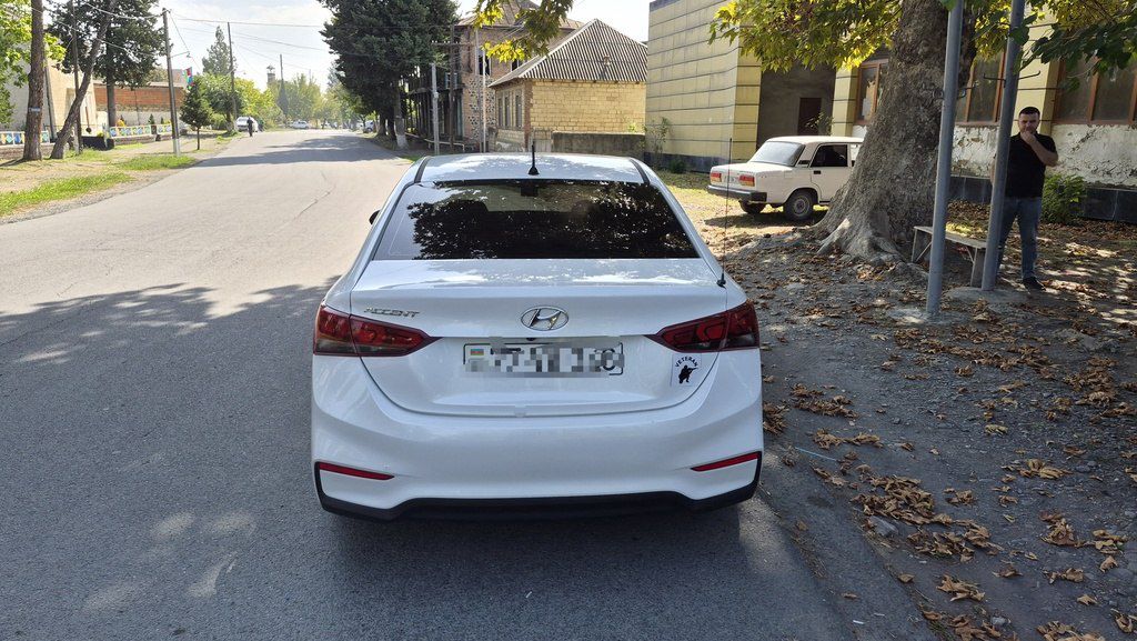 Hyundai Accent, 1.6 L, 2019 il, 180 000 km — Avtomobillər, Bakı (2)