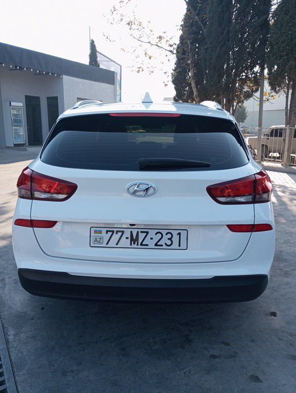 Hyundai i30, 1.6 L, 2017 il, 250 000 km 77-MZ-231 — Avtomobillər, Gəncə (3)