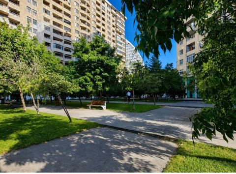 Satılır 4 otaqlı yeni tikili 170 m² — Bakı