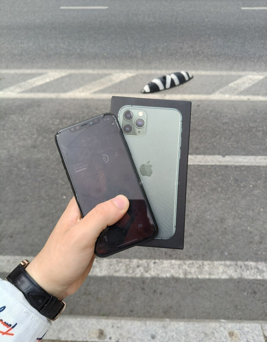 Apple iPhone 11 Pro, 4 GB — Smartfonlar, Bakı (2)