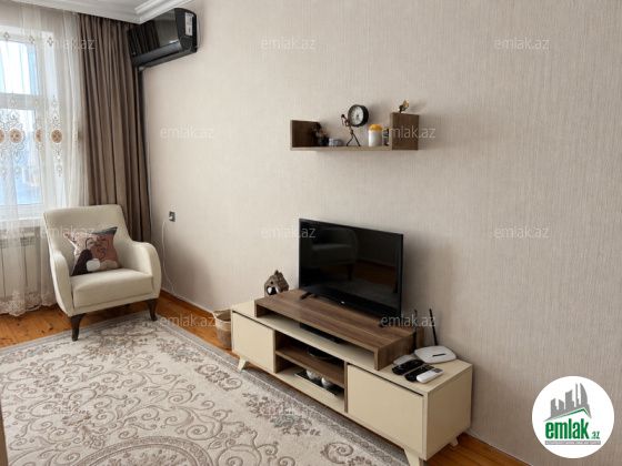 Satılır 3 otaqlı 66 m² köhnə tikili Bakıxanov — Mənzil (2)