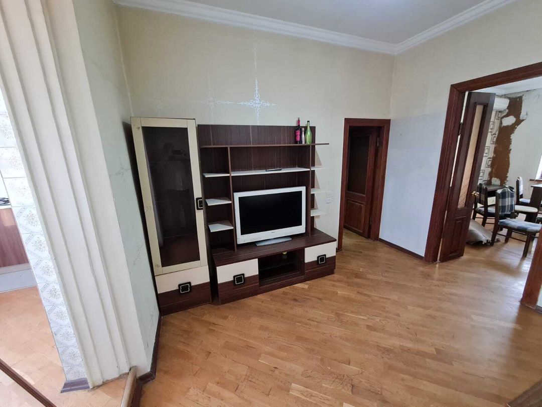 İcarəyə verilir 2 otaqlı köhnə tikili 70 m² — Mənzil, Bakı (4)