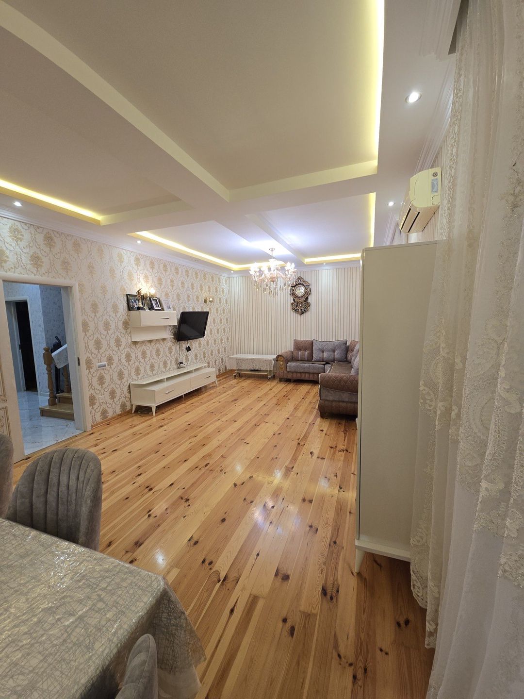 Satılır 5 otaqlı həyət evi/bağ evi 230 m² — Ev, villa, Bakı (5)