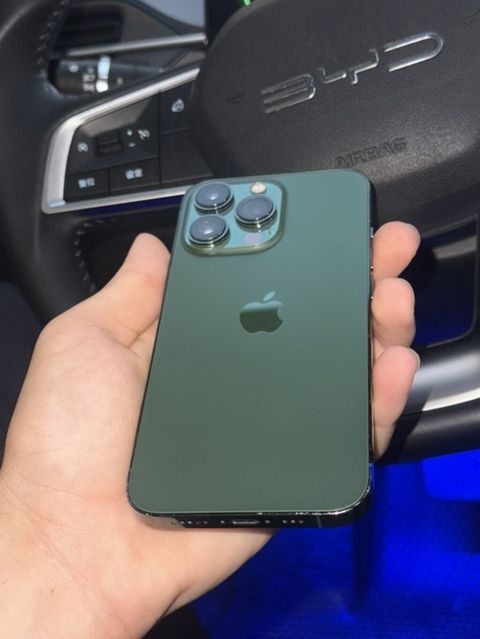 IPhone 13 Pro, 128 GB, Alpine Green, Simsiz şarj — Bakı