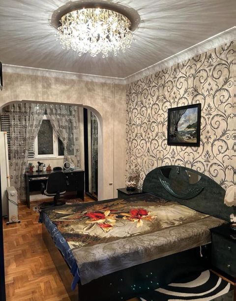 Satılır 3 otaqlı köhnə tikili 90 m² — Bakı